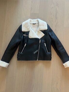 BLANKNYC Moto Jacket with Faux Shearling Lining (size S) NWT